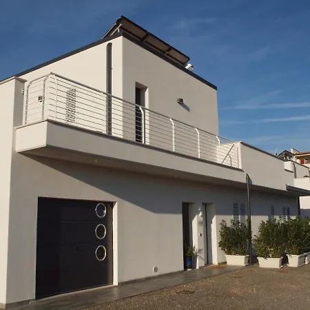 Ramerino Frühstückspension 4*